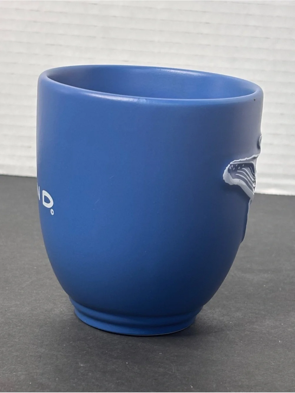 Wyland Whale & Calf Ceramic Mug Ocean Art Mug by Encore (2002) Blue White Matte